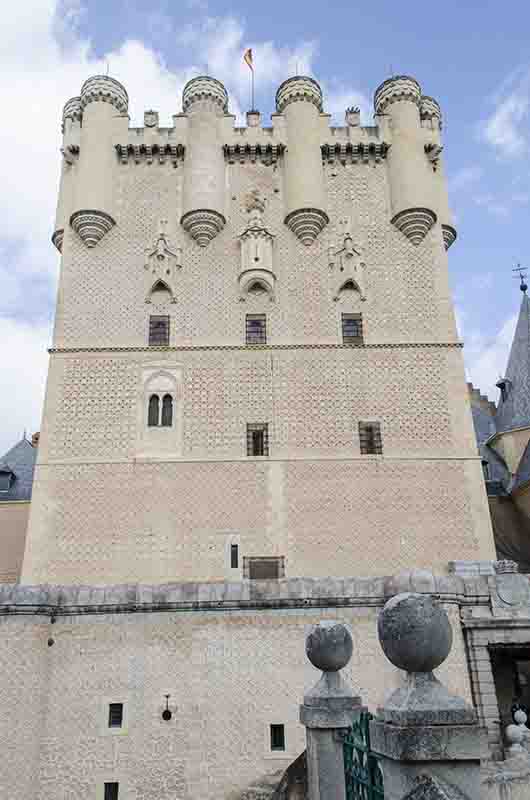 68 - Segovia - el Alcazar de Segovia - torre Juan II